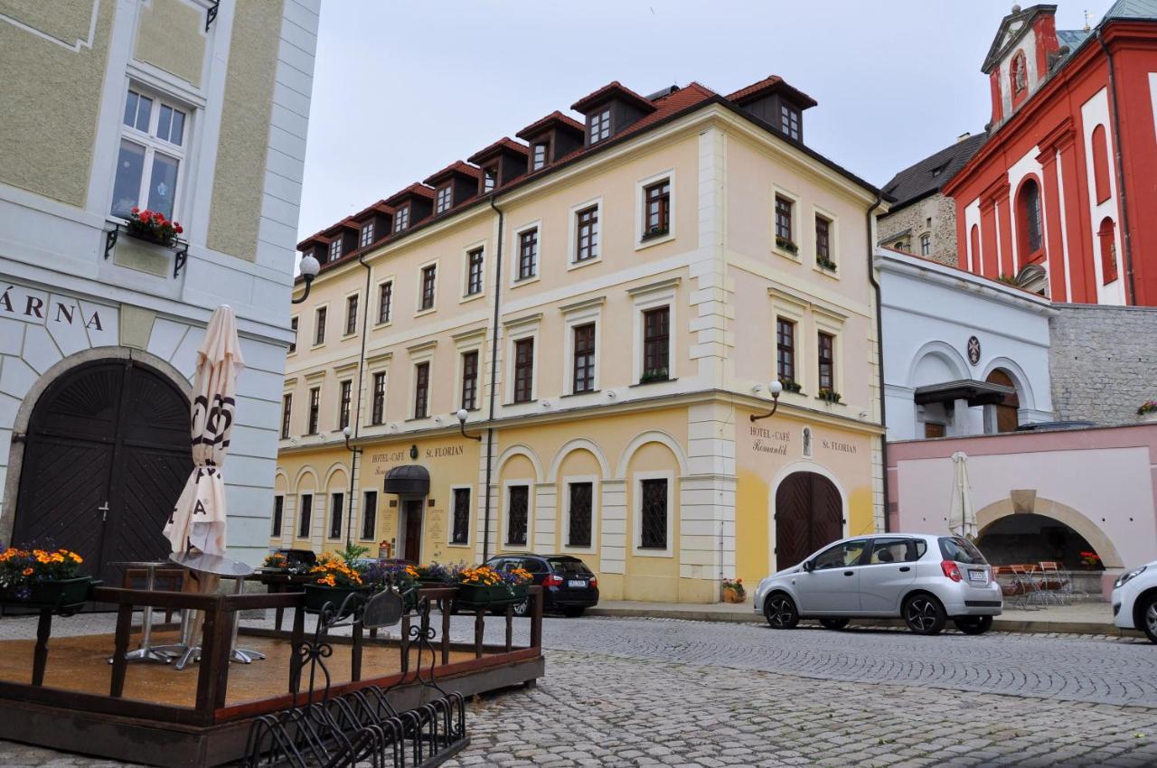 Hotel St Florian Loket Bagian luar foto